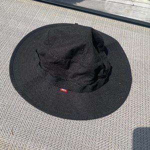 BUCKET HAT "OBEY"  one size fits all   BLACK